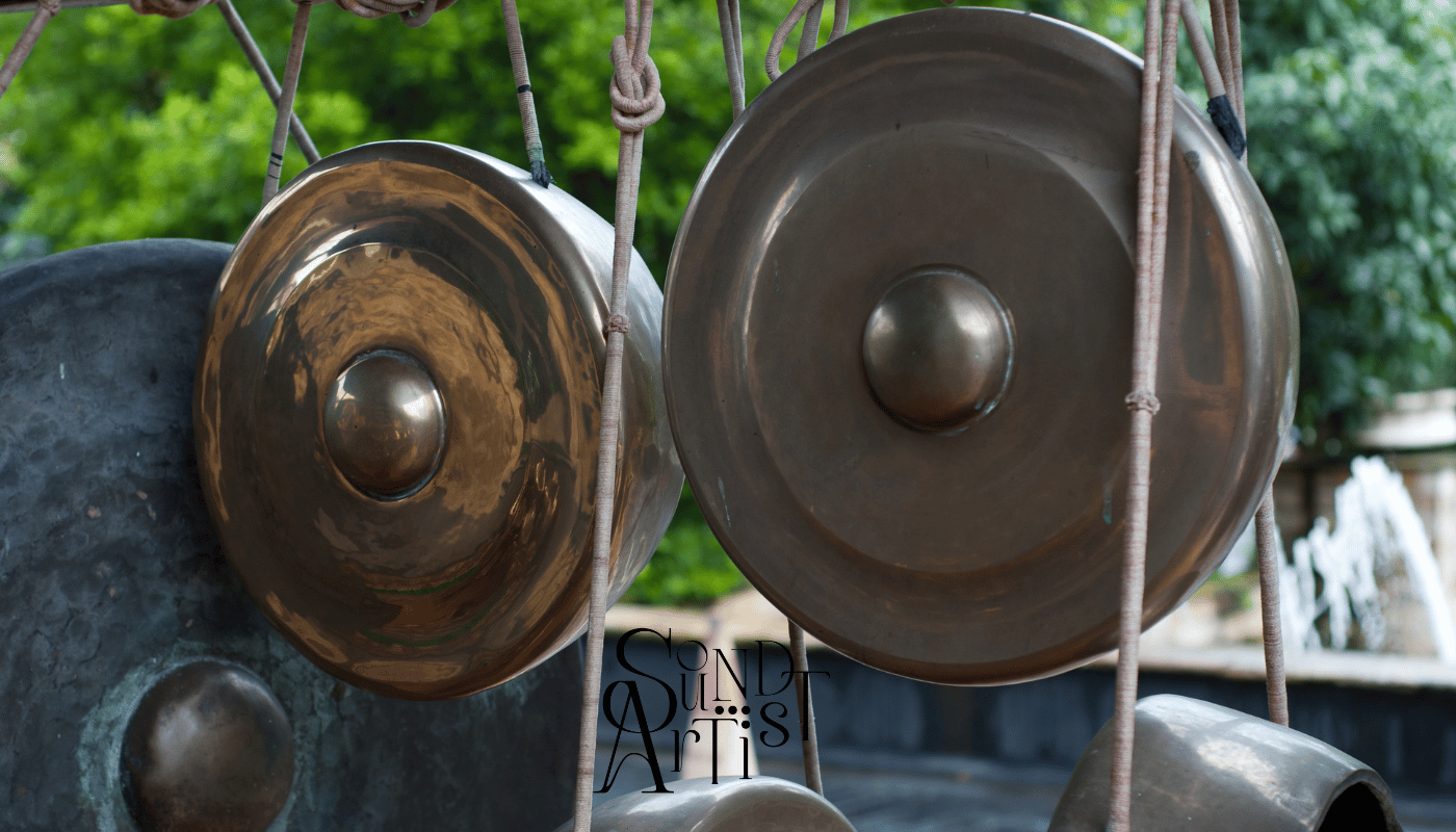 Comparing Hanging Gongs vs Standing Gongs for Home Use