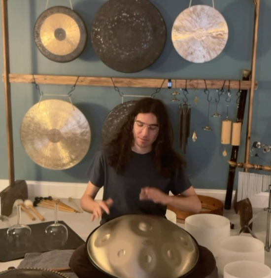 Impact Of Gong Sounds In Healing Practices