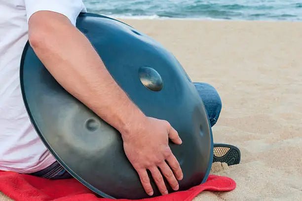 Comparing Handpan and RAV Vast: Identifying Differences and Similarities - Sound Artist